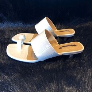 Comfort Est 1946 Shoes Size 9 Woman’s White Heels‎ Open Toe New